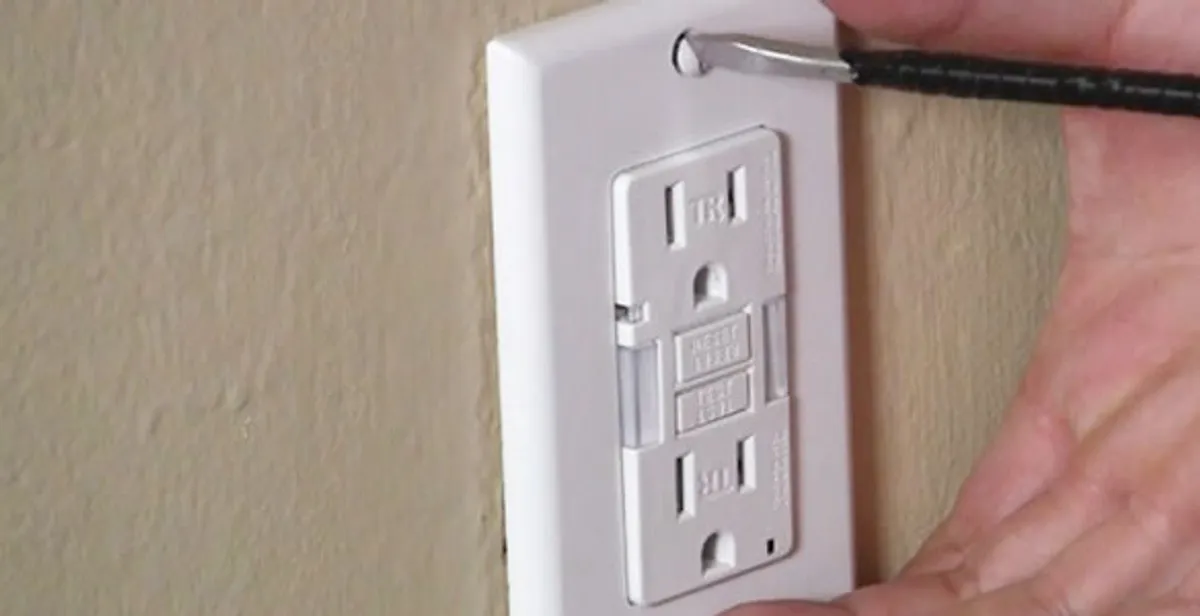 gfc outlets service securing and mounting ground fault circuit interrupter outlet by certified electricians in Sacramento, CA