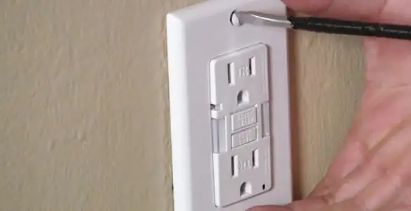 gfc outlets service securing and mounting ground fault circuit interrupter outlet by certified electricians in Sacramento, CA